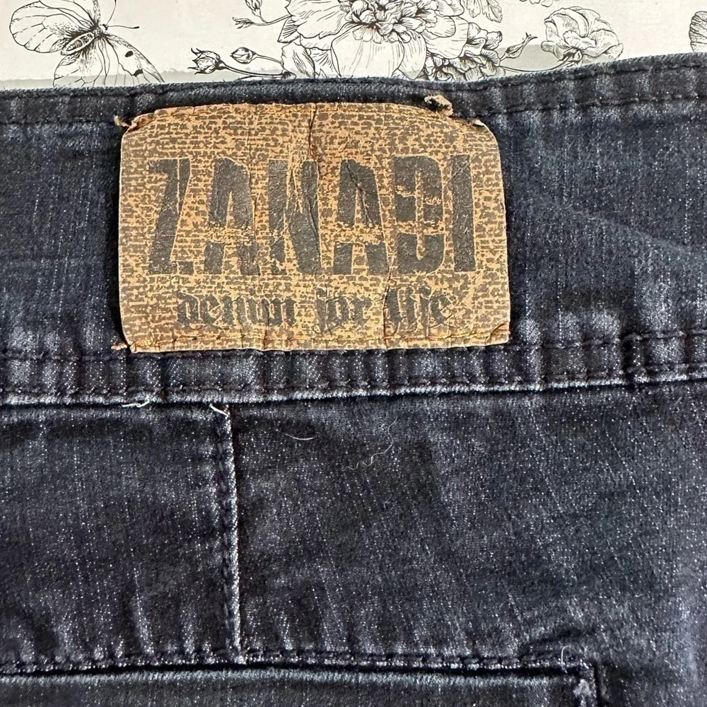 ZANADI High Waisted Shorts, Juniors Size 9 - Picture 6 of 8